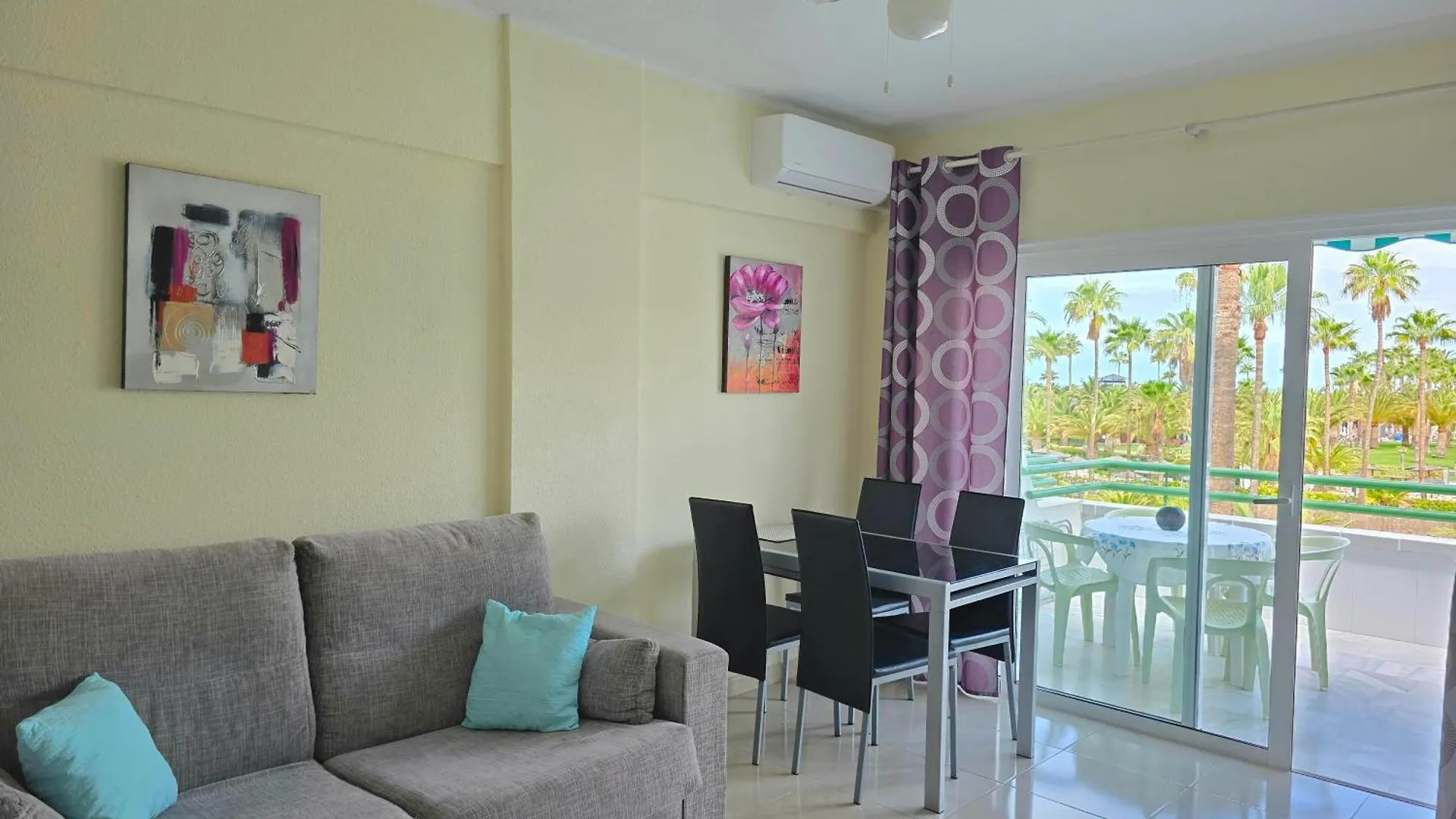 Studio In Beachfront Complex In El Duque Area, Costa Adeje